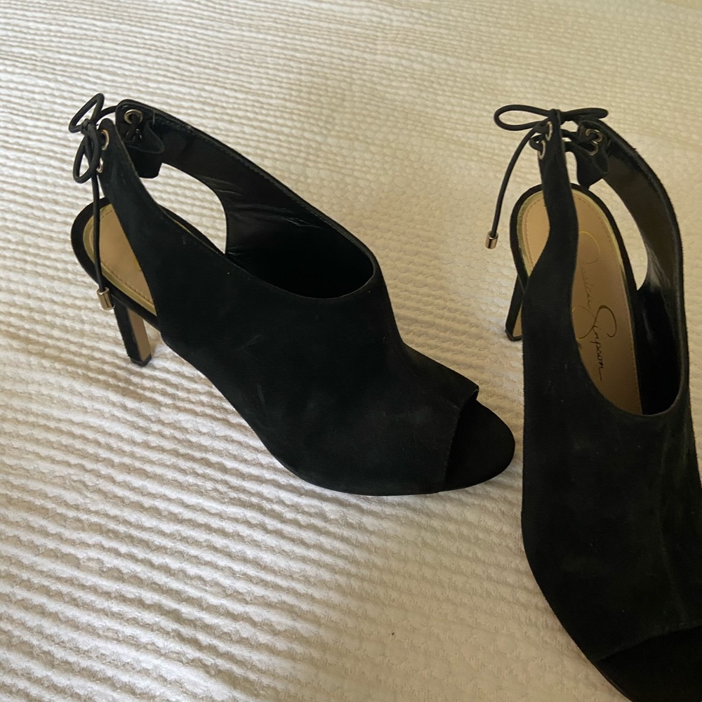 Jessica Simpson black heels